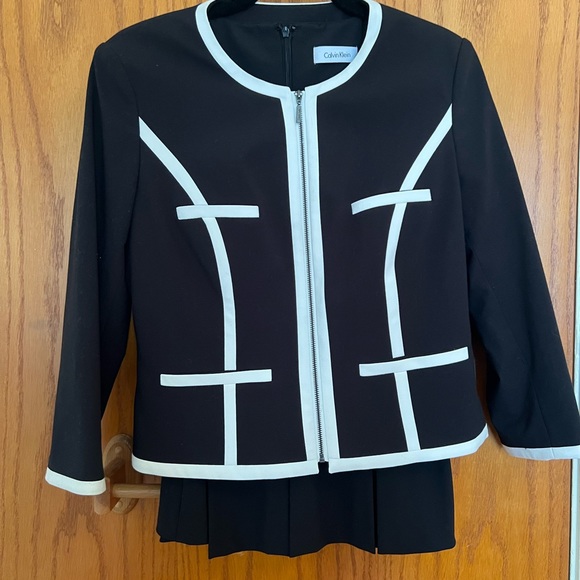 Calvin Klein blazer set - Picture 2 of 6